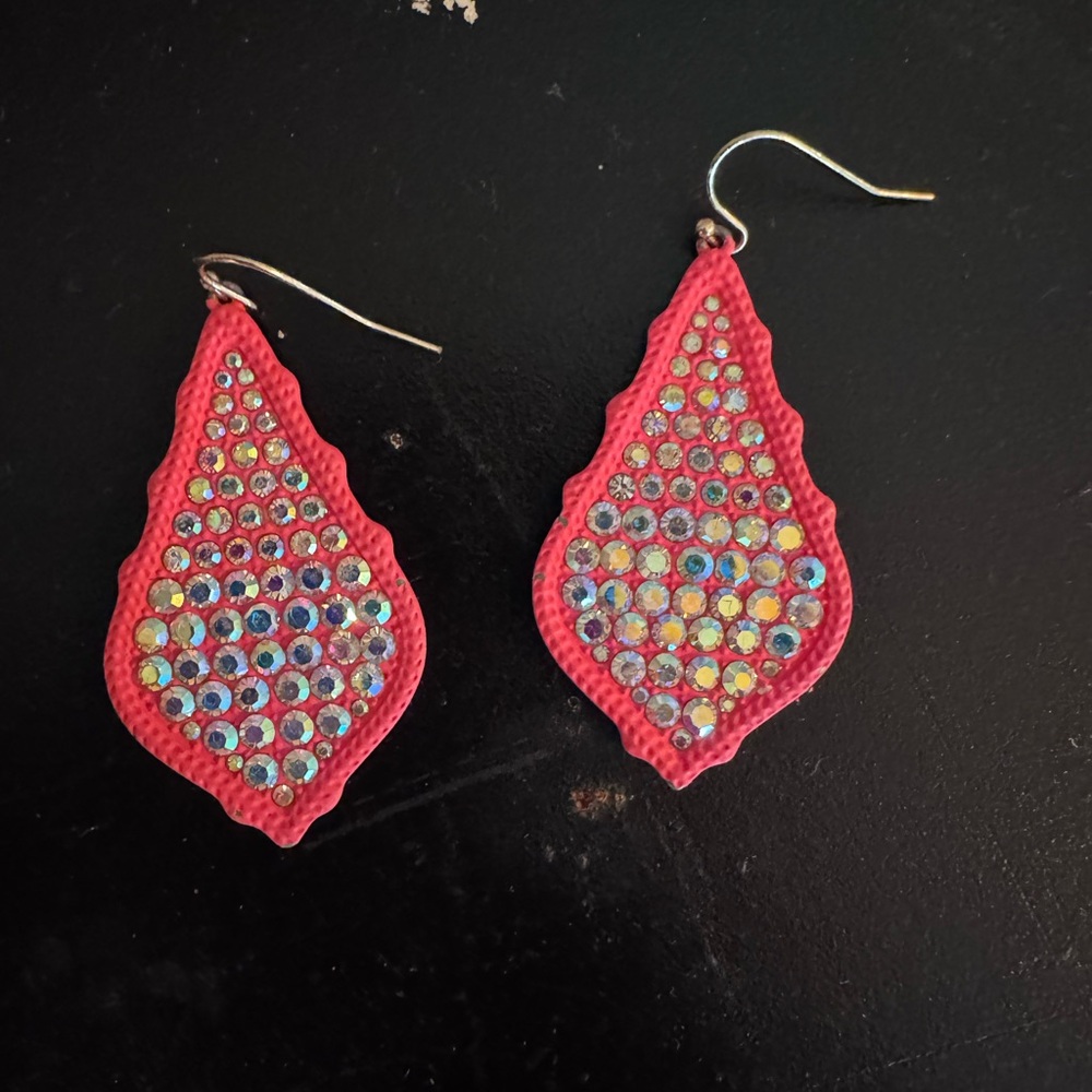 Chic Red Rhinestone Drop Earrings